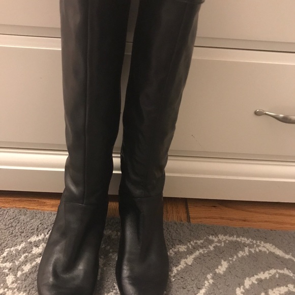 Boots - Picture 5 of 5